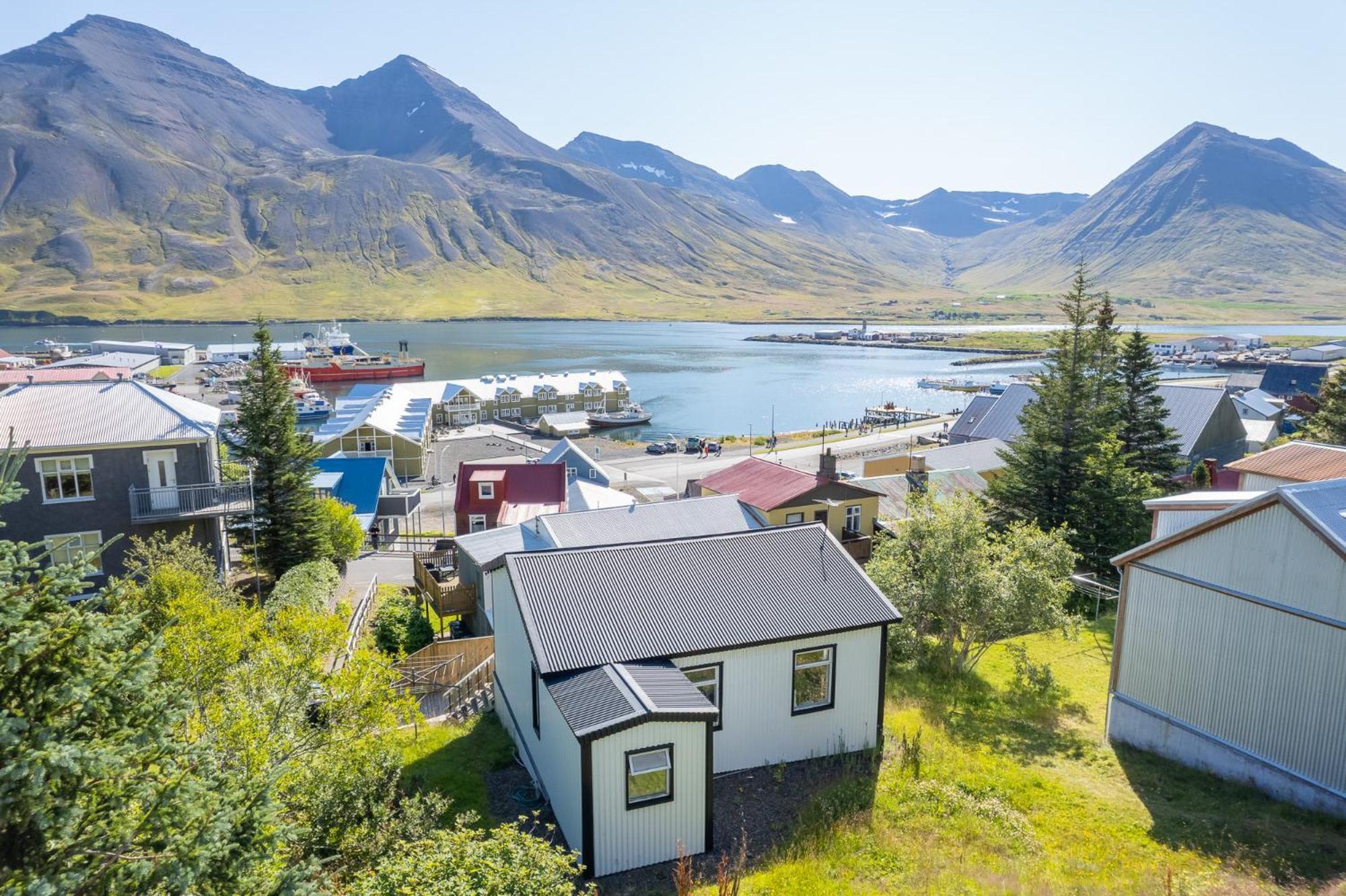 Landakot The Perfect Getaway By Staynorth Siglufjordur エクステリア 写真