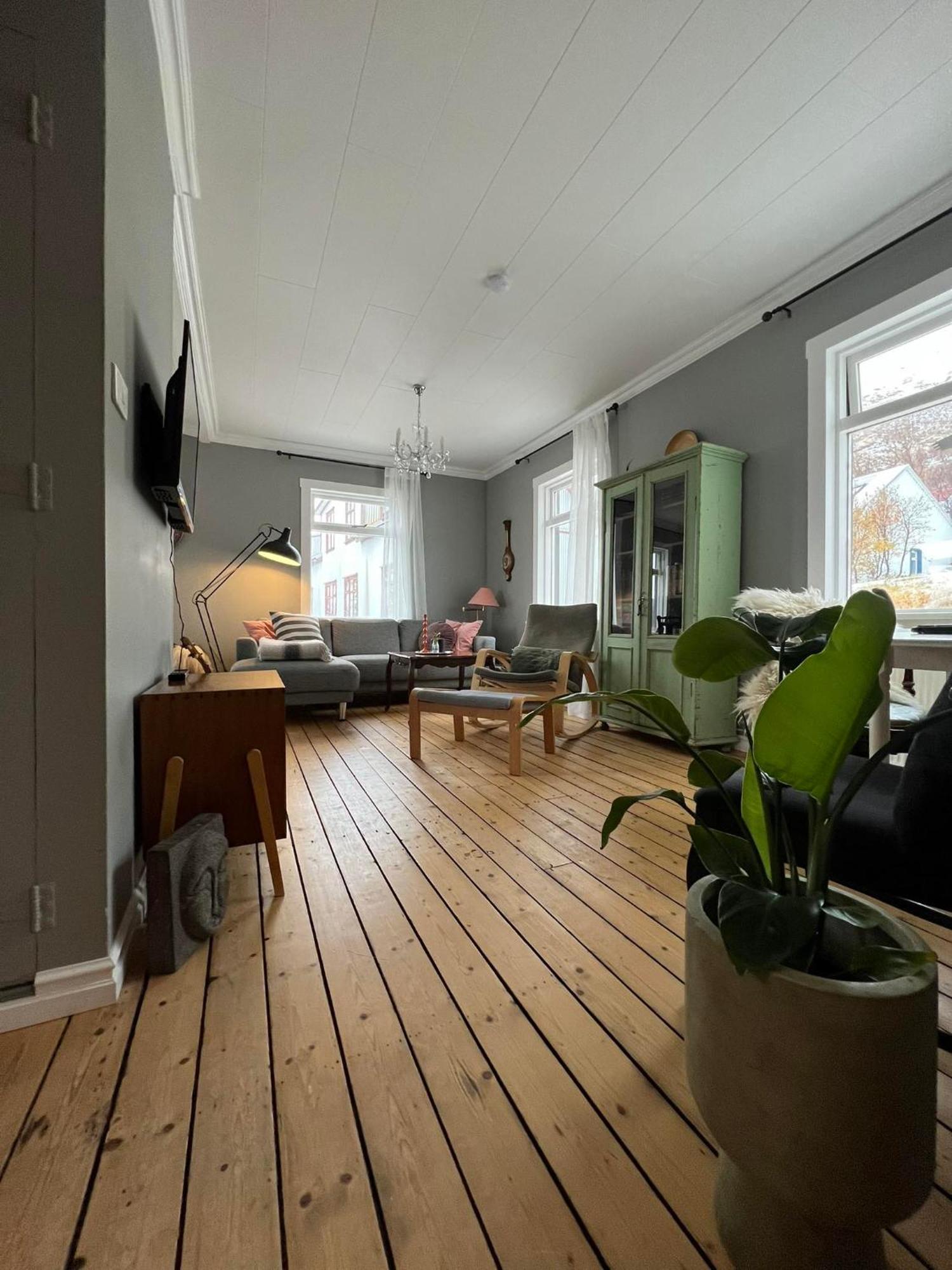Landakot The Perfect Getaway By Staynorth Siglufjordur エクステリア 写真
