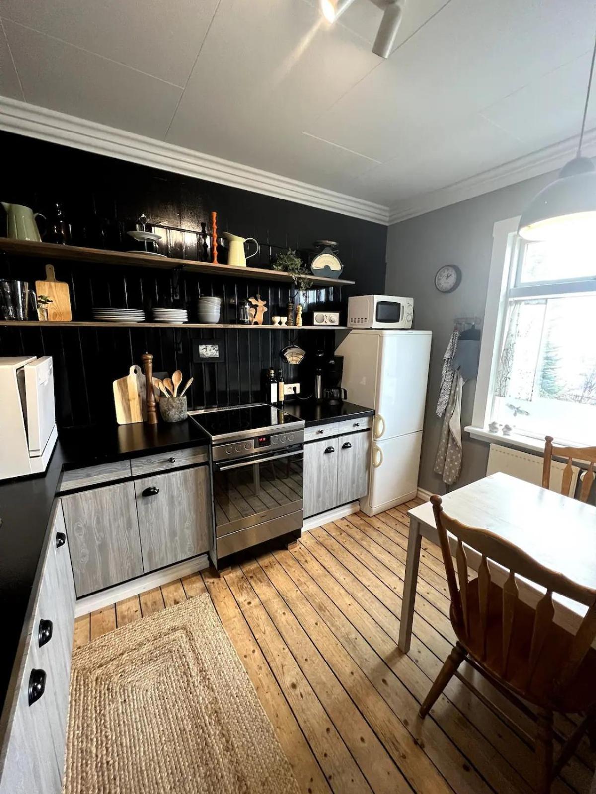 Landakot The Perfect Getaway By Staynorth Siglufjordur エクステリア 写真