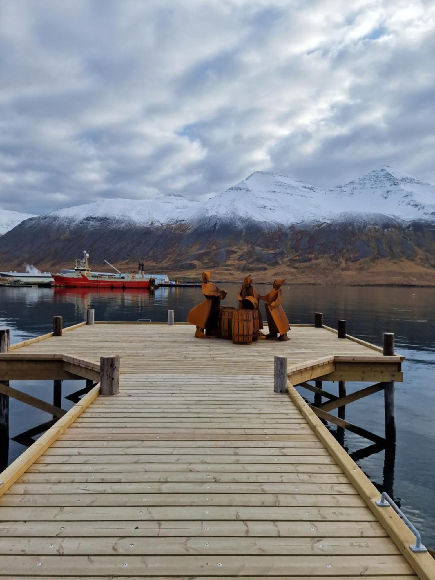Landakot The Perfect Getaway By Staynorth Siglufjordur エクステリア 写真